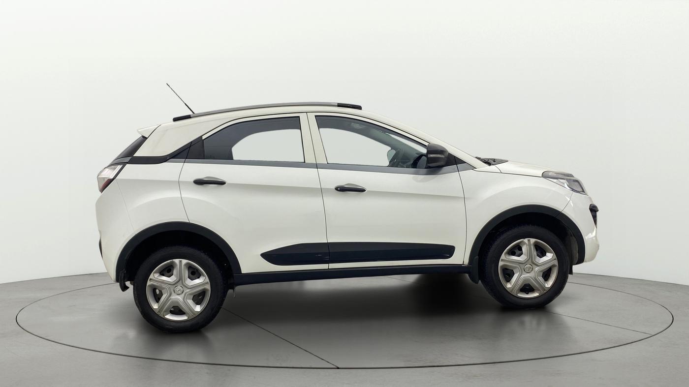 2019 Tata NEXON XM PETROL, Petrol, Manual, 67,363 km, Right Side View