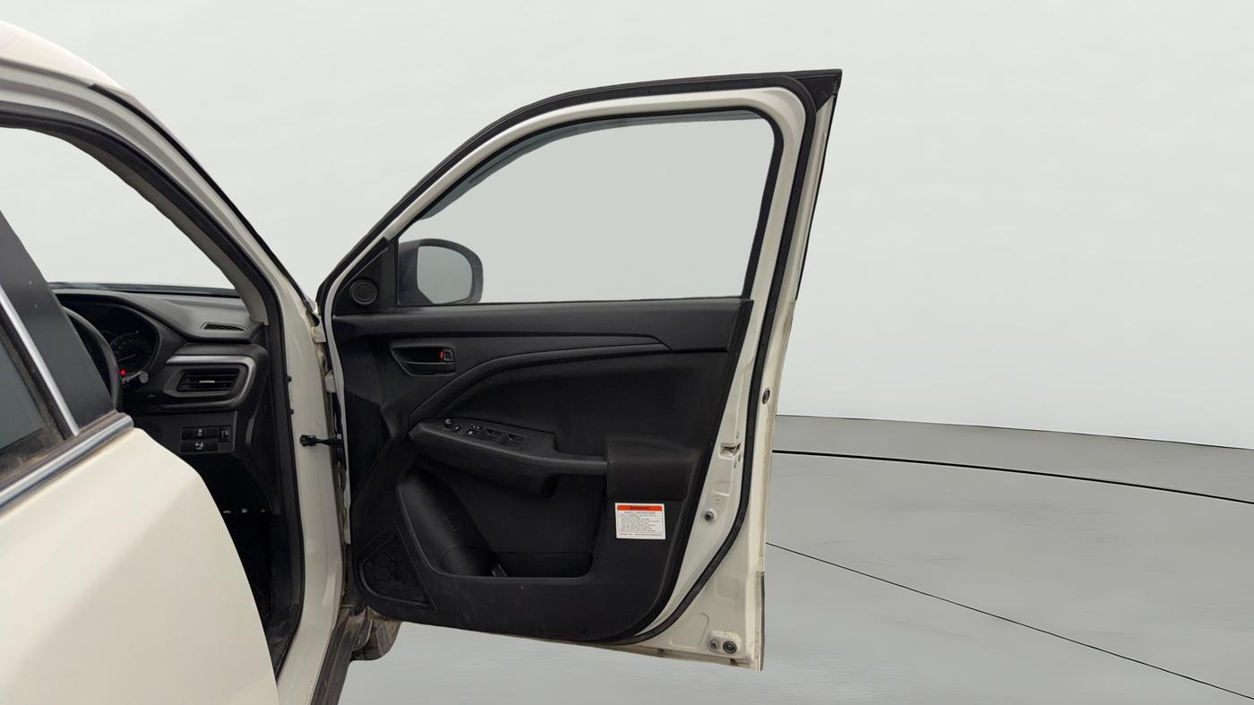 2024 Maruti BREZZA VXI S-CNG, CNG, Manual, 26,663 km, RHS Front Door
