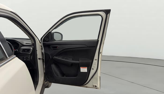 2024 Maruti BREZZA VXI S-CNG, CNG, Manual, 26,663 km, RHS Front Door