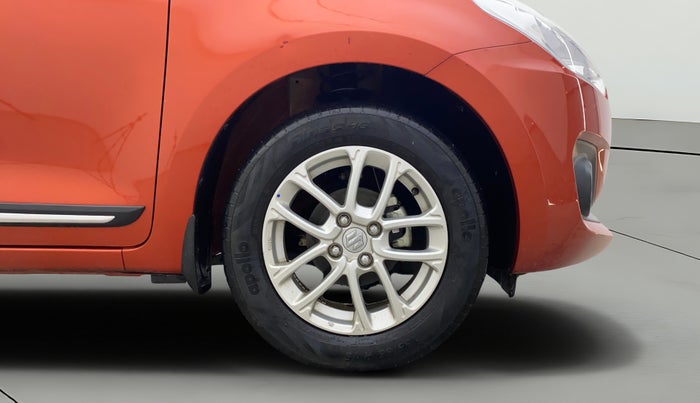 2018 Maruti Swift ZXI AMT, Petrol, Automatic, 5,251 km, Right Front Wheel