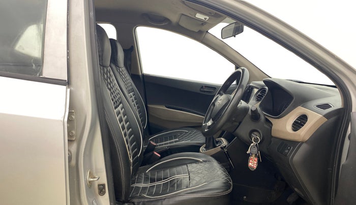 2015 Hyundai Grand i10 MAGNA 1.2 KAPPA VTVT, Petrol, Manual, 64,239 km, Right Side Front Door Cabin
