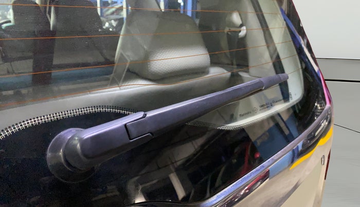 2020 Mahindra MARAZZO M 6 + 8 STR, Diesel, Manual, 87,670 km, Rear Wiper