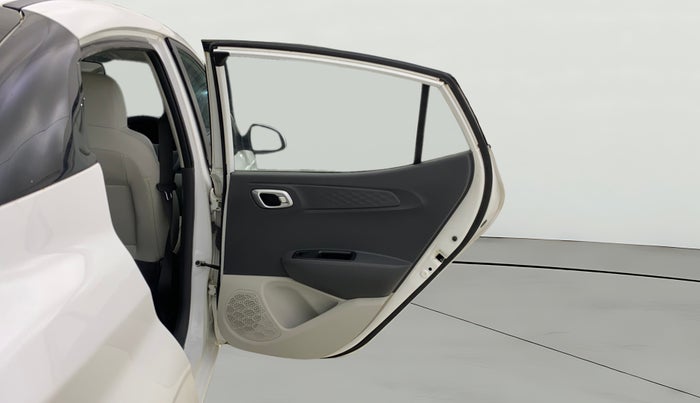 2023 Hyundai AURA SX 1.2 CNG, CNG, Manual, 7,375 km, RHS Rear Door