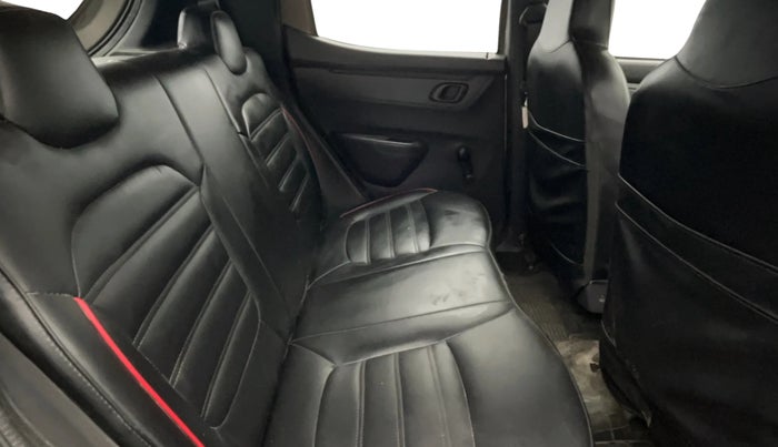 2016 Renault Kwid RXT 0.8, Petrol, Manual, 80,098 km, Right Side Rear Door Cabin