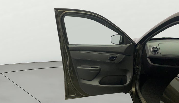 2017 Renault Kwid RXT 1.0 AMT (O), Petrol, Automatic, 81,389 km, LHS Front Door