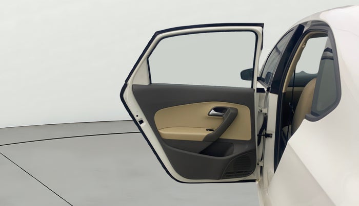 2016 Volkswagen Vento HIGHLINE 1.6 MPI, Petrol, Manual, 79,037 km, LHS Rear Door