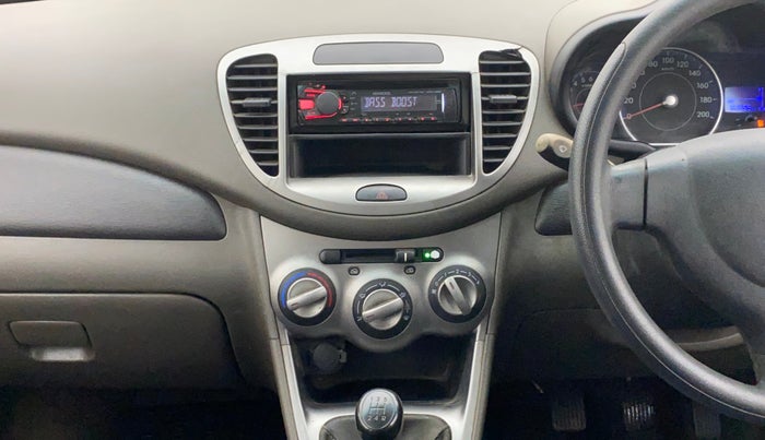 2015 Hyundai i10 MAGNA 1.1, Petrol, Manual, 60,809 km, Air Conditioner