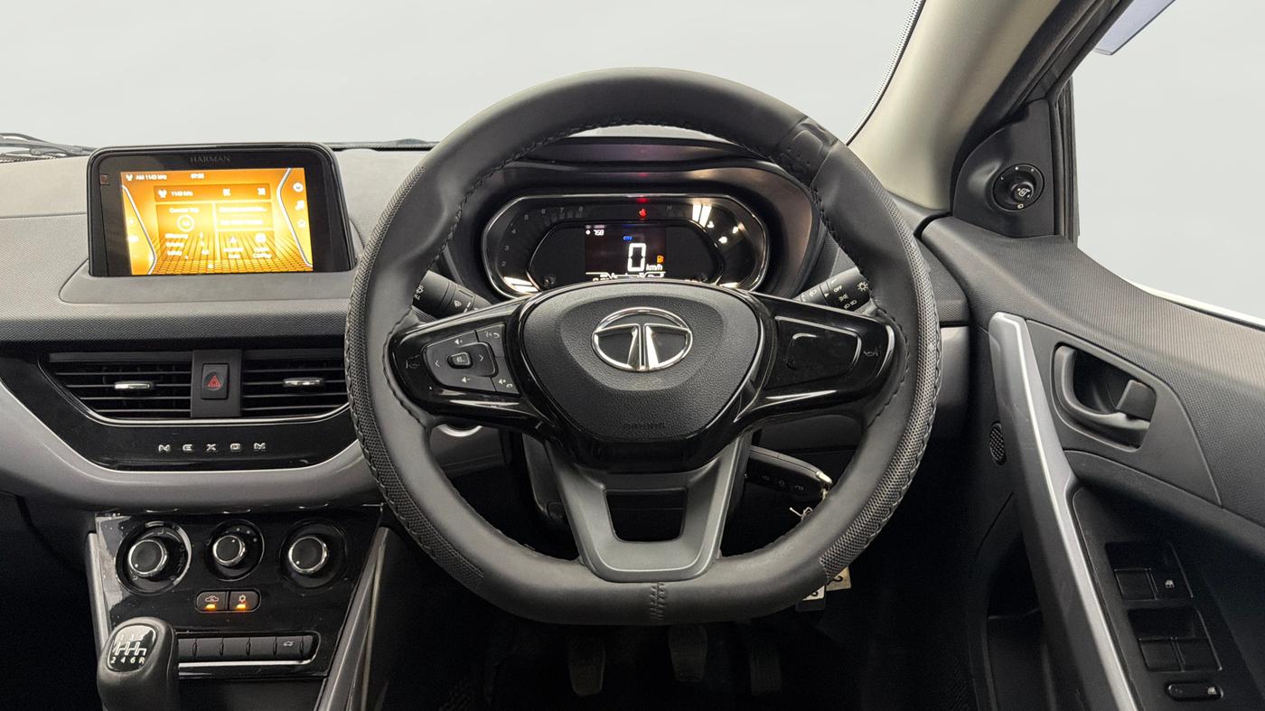 2023 Tata NEXON XM PLUS SUNROOF PETROL, Petrol, Manual, 12,104 km, Steering Wheel Close Up