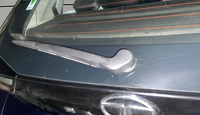 2023 Tata ALTROZ XZ PLUS PETROL, Petrol, Manual, 10,449 km, Rear Wiper