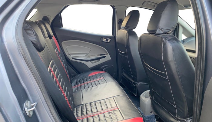 2017 Ford Ecosport TREND+ 1.5L DIESEL, Diesel, Manual, 73,044 km, Right Side Rear Door Cabin