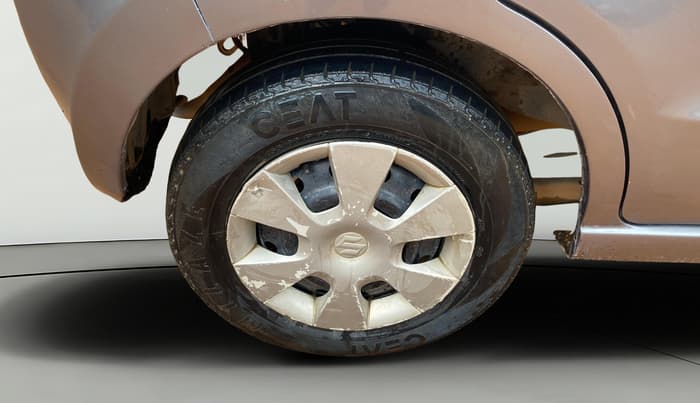 2013 Maruti A Star VXI (ABS) AT, Petrol, Automatic, 60,978 km, Right Rear Wheel