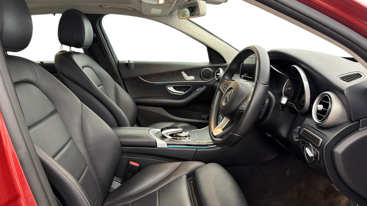2018 Mercedes Benz C Class C 200 AVANTGARDE, Petrol, Automatic, 28,269 km, Right Side Front Door Cabin