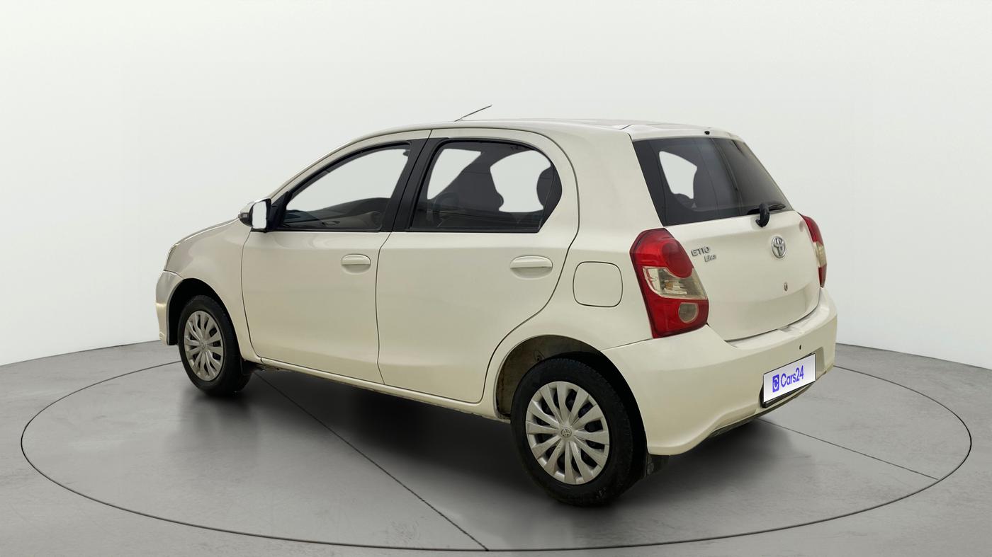 2019 Toyota Etios Liva V, CNG, Manual, 88,857 km, Left Back Diagonal