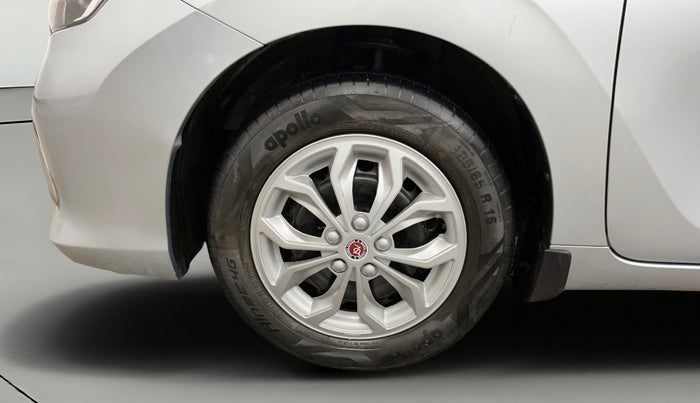 2022 Toyota Glanza E, Petrol, Manual, 51,447 km, Left Front Wheel