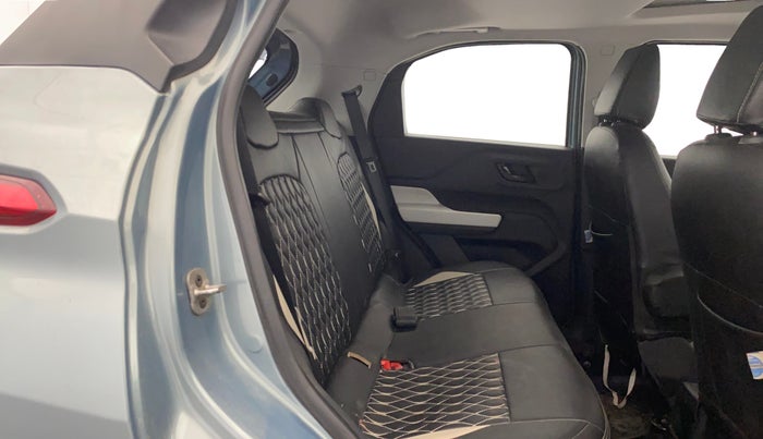2024 Tata PUNCH ACCOMPLISHED DAZZLE SUNROOF CNG MT, CNG, Manual, 39,700 km, Right Side Rear Door Cabin