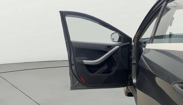 2022 Tata NEXON XMA SUNROOF PETROL, Petrol, Automatic, 29,265 km, LHS Front Door