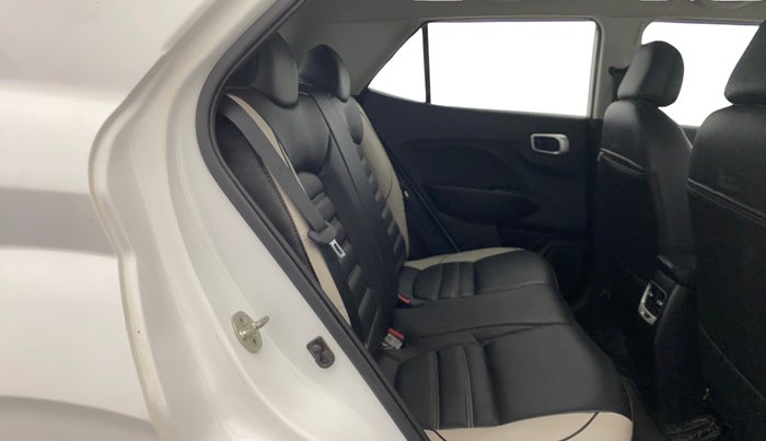 2021 Hyundai VENUE S 1.2, Petrol, Manual, 38,528 km, Right Side Rear Door Cabin