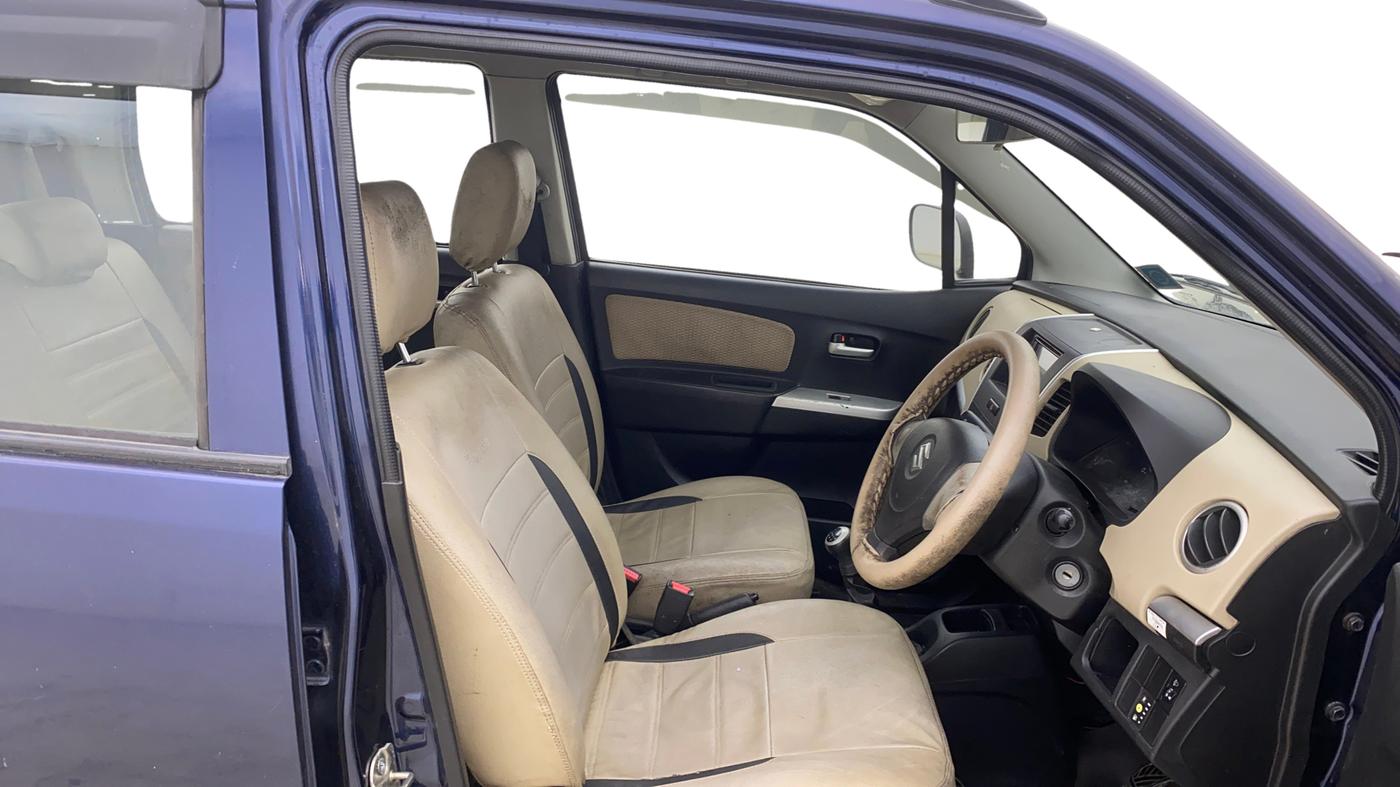 2018 Maruti Wagon R 1.0 LXI CNG, CNG, Manual, 29,874 km, Right Side Front Door Cabin