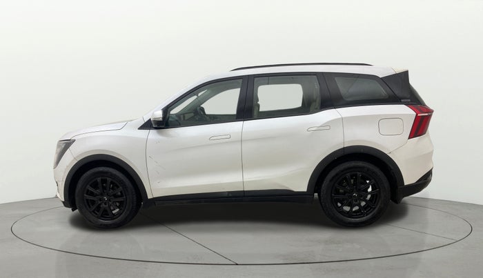 2022 Mahindra XUV700 AX 7 LUXURY D AWD AT 7 STR, Diesel, Automatic, 82,634 km, Left Side