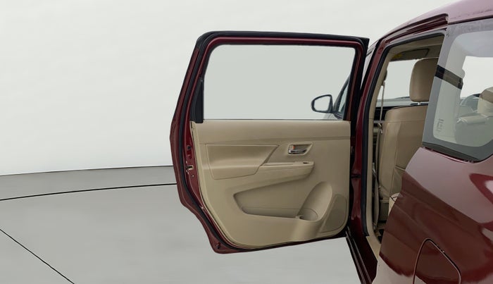 2019 Maruti Ertiga ZDI+ 1.5, Diesel, Manual, 1,28,670 km, LHS Rear Door