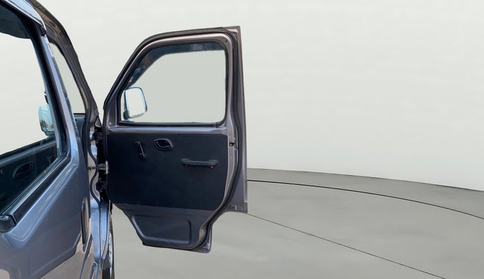 2023 Maruti Eeco 5 STR AC CNG, CNG, Manual, 43,667 km, RHS Front Door