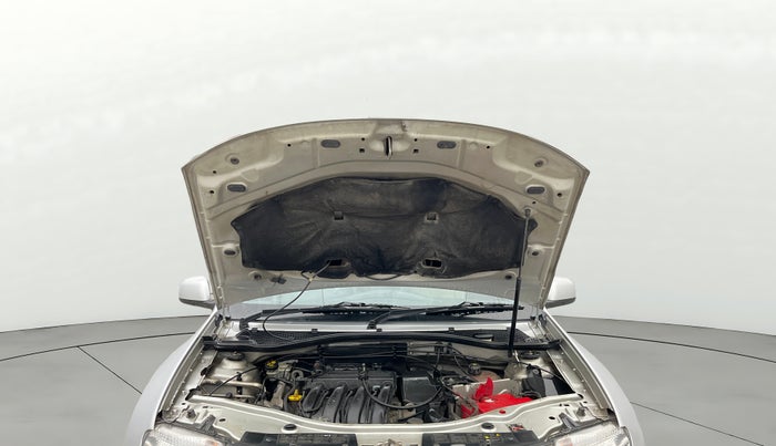 2014 Renault Duster RXL PETROL, Petrol, Manual, 93,081 km, Open Bonet