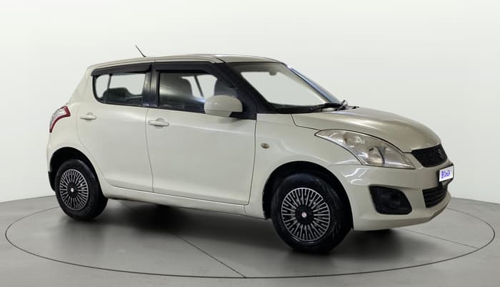 2016 Maruti Swift LXI (O), CNG, Manual, 66,959 km, Right Front Diagonal
