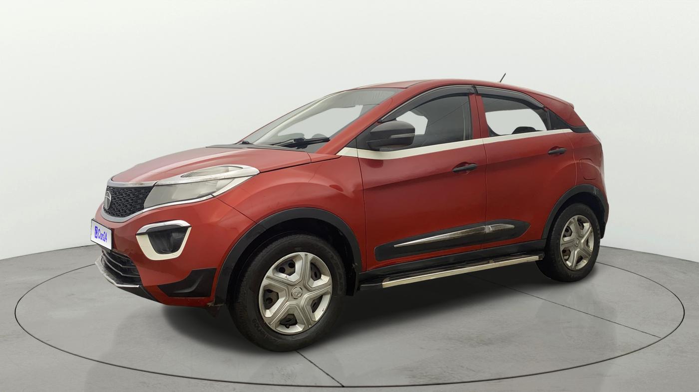 2018 Tata NEXON XM PETROL, CNG, Manual, 88,884 km, Left Front Diagonal