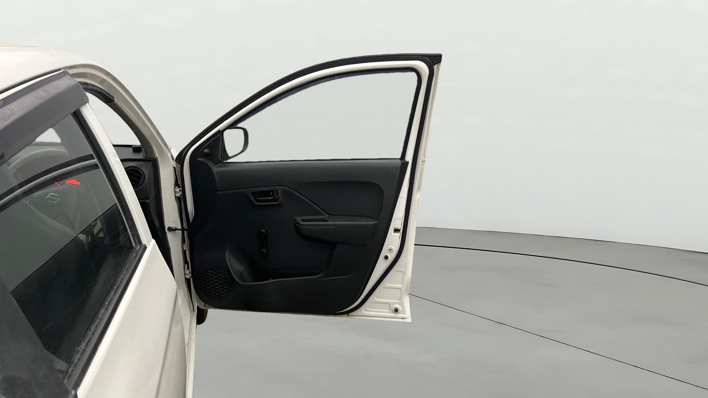2023 Maruti Alto K10 LXI, CNG, Manual, 37,953 km, RHS Front Door