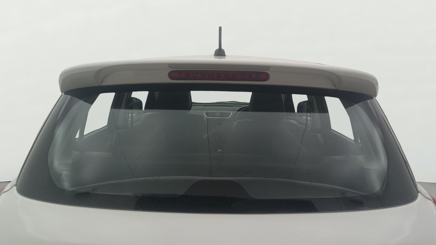 2014 Maruti Swift VXI, Petrol, Manual, 1,19,088 km, Rear Windshield