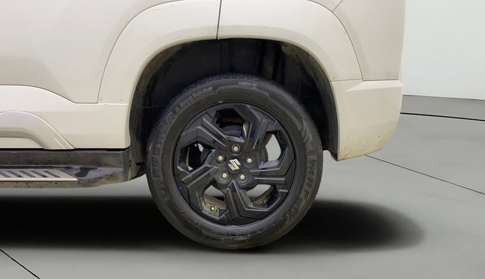 2023 Maruti BREZZA ZXI AT SMART HYBRID, Petrol, Automatic, 36,304 km, Left Rear Wheel