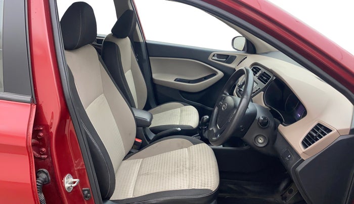 2018 Hyundai Elite i20 ASTA 1.2, Petrol, Manual, 1,14,401 km, Right Side Front Door Cabin