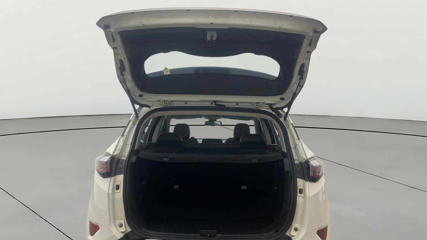 2020 Tata Harrier XZA PLUS 2.0L DUAL TONE, Diesel, Automatic, 64,390 km, Boot Open Zoomed View