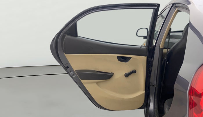 2016 Hyundai Eon MAGNA +, Petrol, Manual, 27,448 km, LHS Rear Door