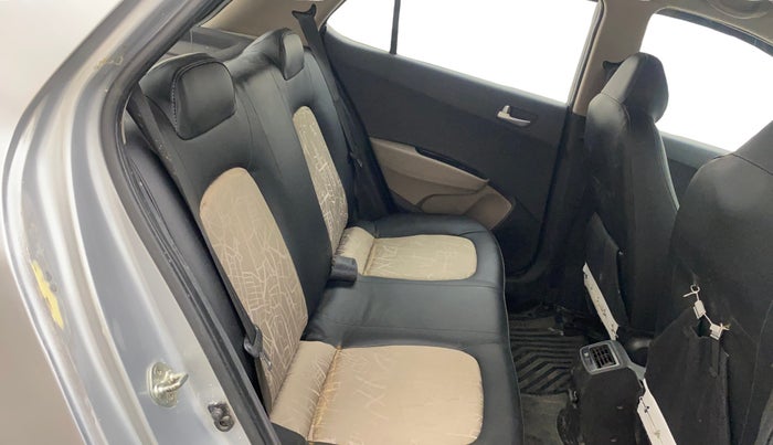 2019 Hyundai Grand i10 SPORTZ 1.2 KAPPA VTVT, Petrol, Manual, 76,275 km, Right Side Rear Door Cabin