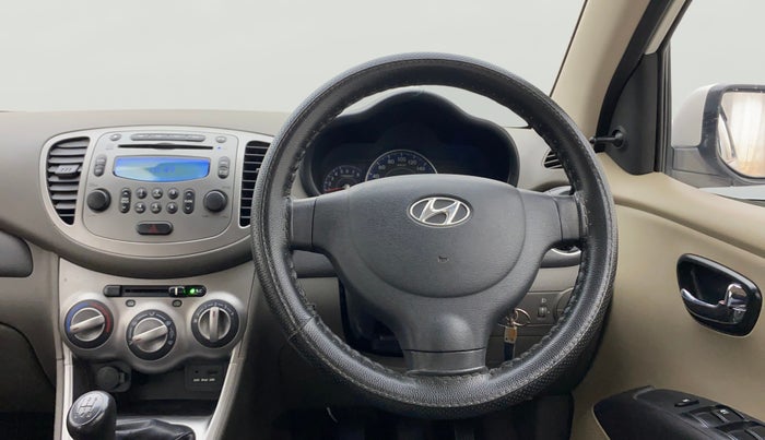 2015 Hyundai i10 SPORTZ 1.1, Petrol, Manual, 59,954 km, Steering Wheel Close Up