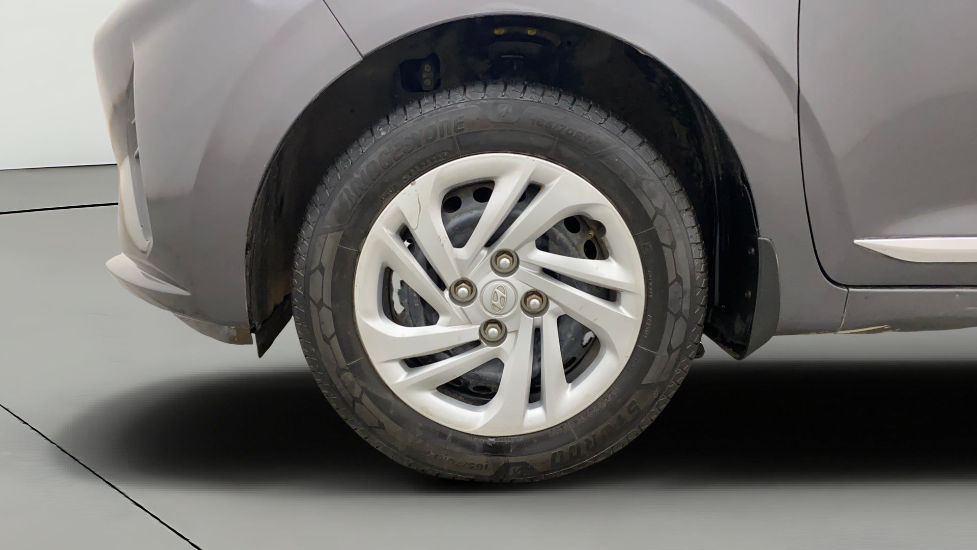 camera-Left-Front-Wheel