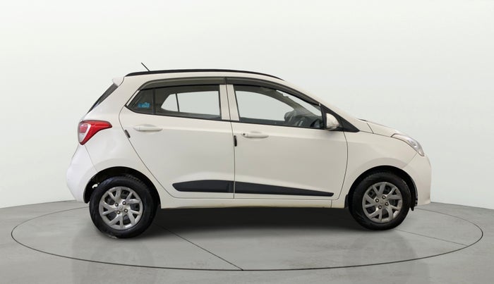 2017 Hyundai Grand i10 SPORTZ (O) 1.2 KAPPA VTVT, Petrol, Manual, 47,150 km, Right Side View