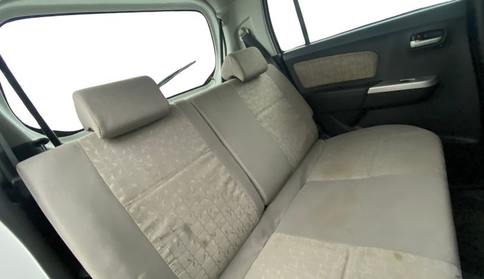 2015 Maruti Wagon R 1.0 VXI AMT, Petrol, Automatic, 34,337 km, Right Side Rear Door Cabin