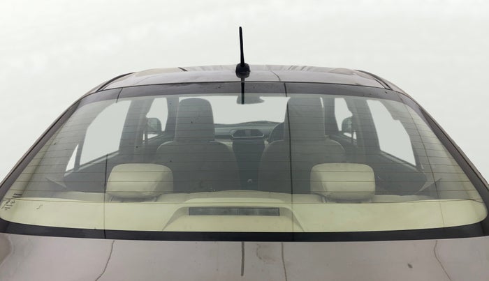 2018 Maruti Dzire ZXI, Petrol, Manual, 51,375 km, Rear Windshield