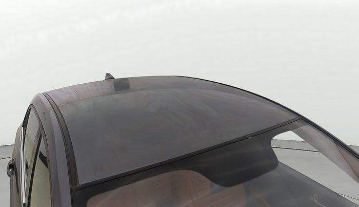 2019 Hyundai Xcent SX 1.2, CNG, Manual, 1,11,588 km, Roof