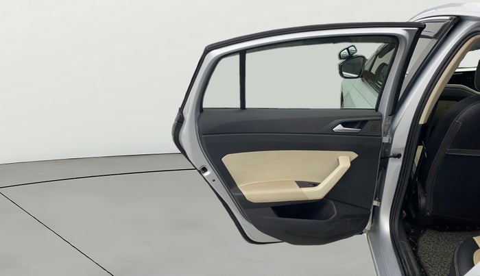 2022 Volkswagen VIRTUS HIGHLINE TSI 1.0 AT, Petrol, Automatic, 42,682 km, LHS Rear Door