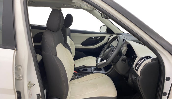 2022 Hyundai Creta SX 1.5 PETROL, Petrol, Manual, 17,357 km, Right Side Front Door Cabin