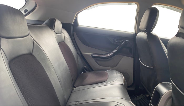 2017 Tata NEXON XM PETROL, Petrol, Manual, 62,236 km, Right Side Rear Door Cabin