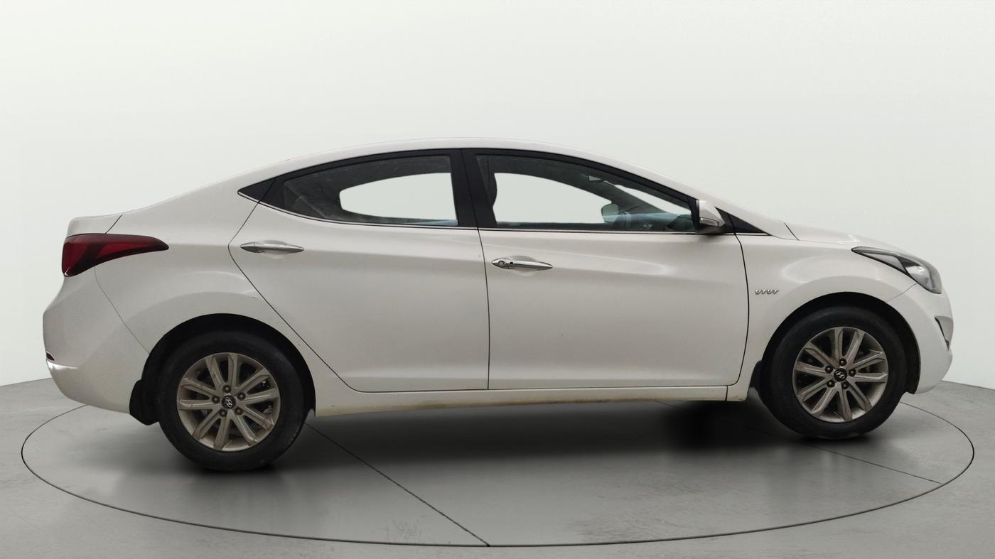 2016 Hyundai New Elantra 2.0 SX MT PETROL, Petrol, Manual, 56,480 km, Right Side View