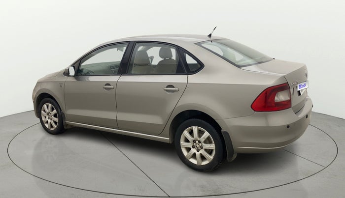 2013 Skoda Rapid AMBITION 1.6 TDI CR MT, Diesel, Manual, 1,14,039 km, Left Back Diagonal