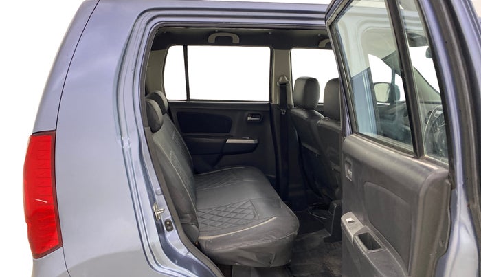 2012 Maruti Wagon R 1.0 VXI, Petrol, Manual, 72,584 km, Right Side Rear Door Cabin