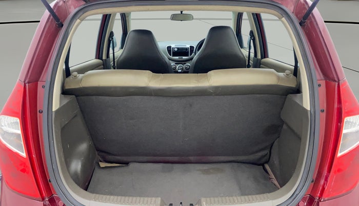 2015 Hyundai i10 MAGNA 1.1, Petrol, Manual, 94,992 km, Boot Open Zoomed View