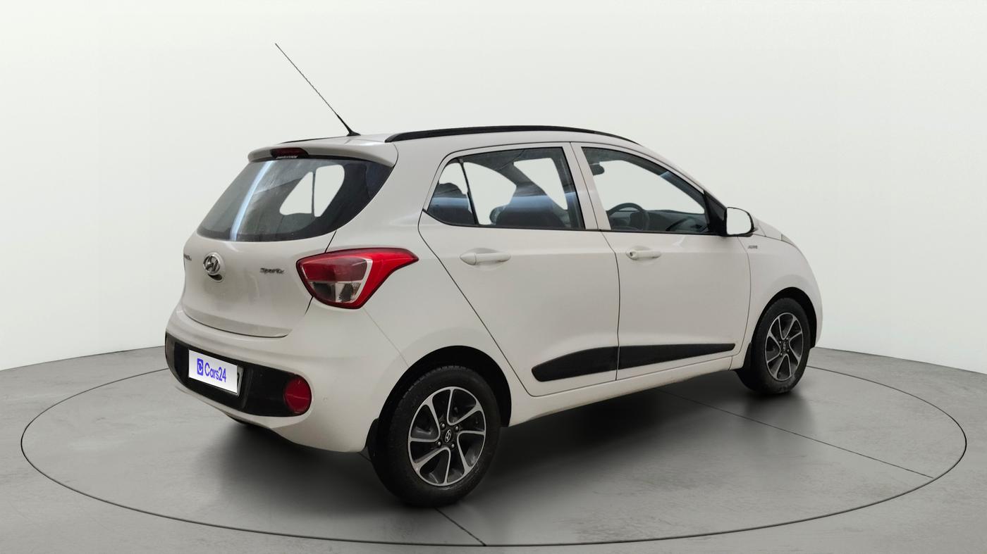 2018 Hyundai Grand i10 SPORTZ AT 1.2 KAPPA VTVT, Petrol, Automatic, 43,805 km, Right Back Diagonal
