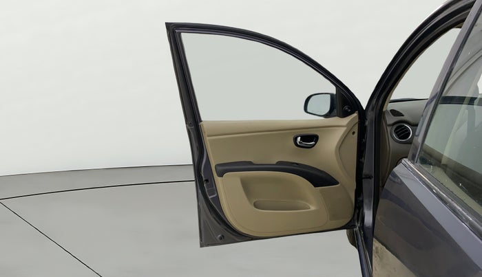 2014 Hyundai i10 SPORTZ 1.1, Petrol, Manual, 30,305 km, LHS Front Door